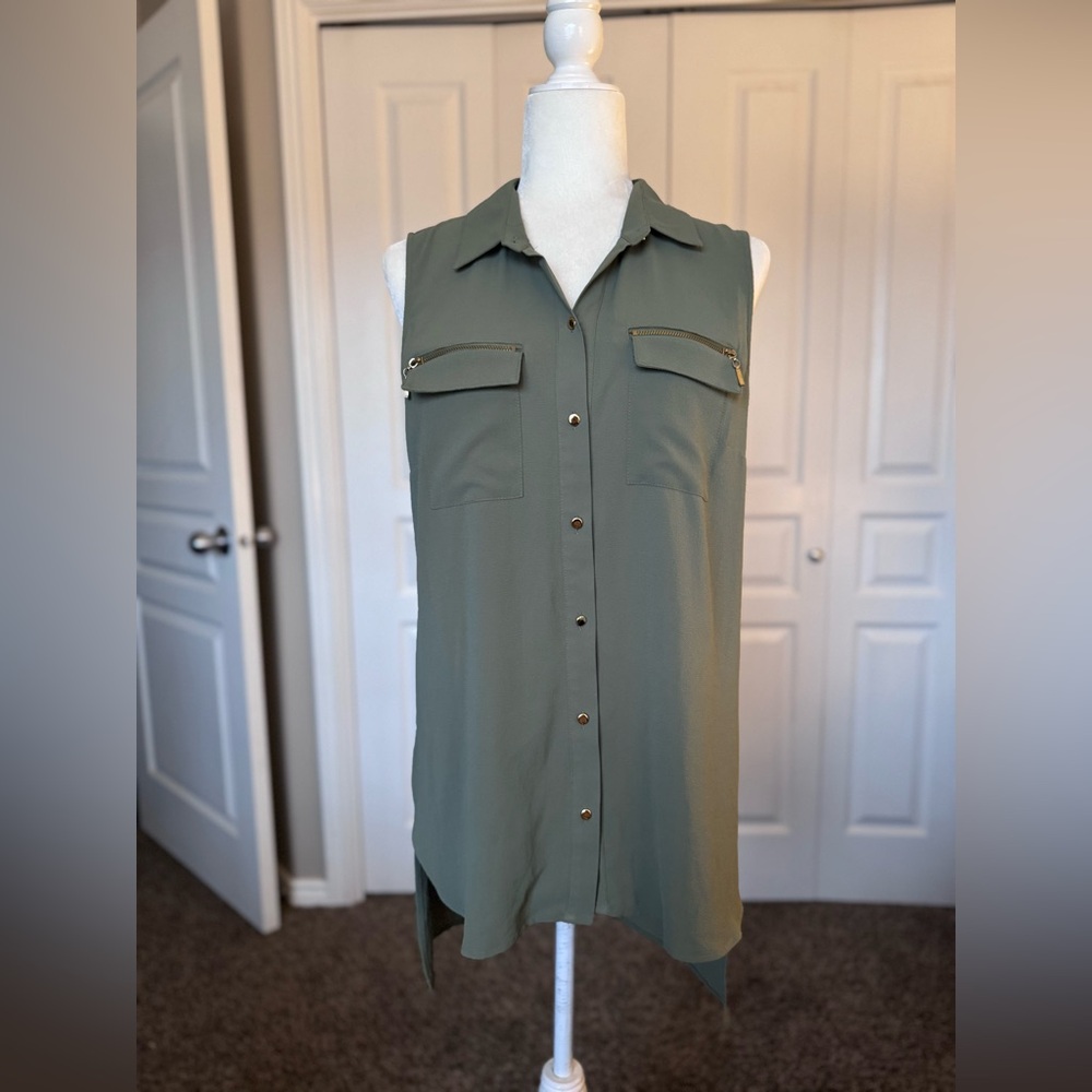 Sleeveless Tunic Blouse with Split Back size Medium